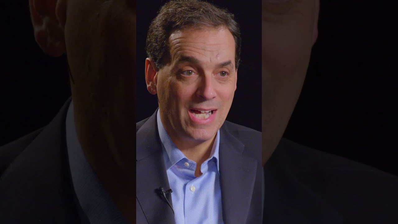 image 0 Should You Give Good News Or Bad News First? The Scientific Secret Ft. Dan Pink